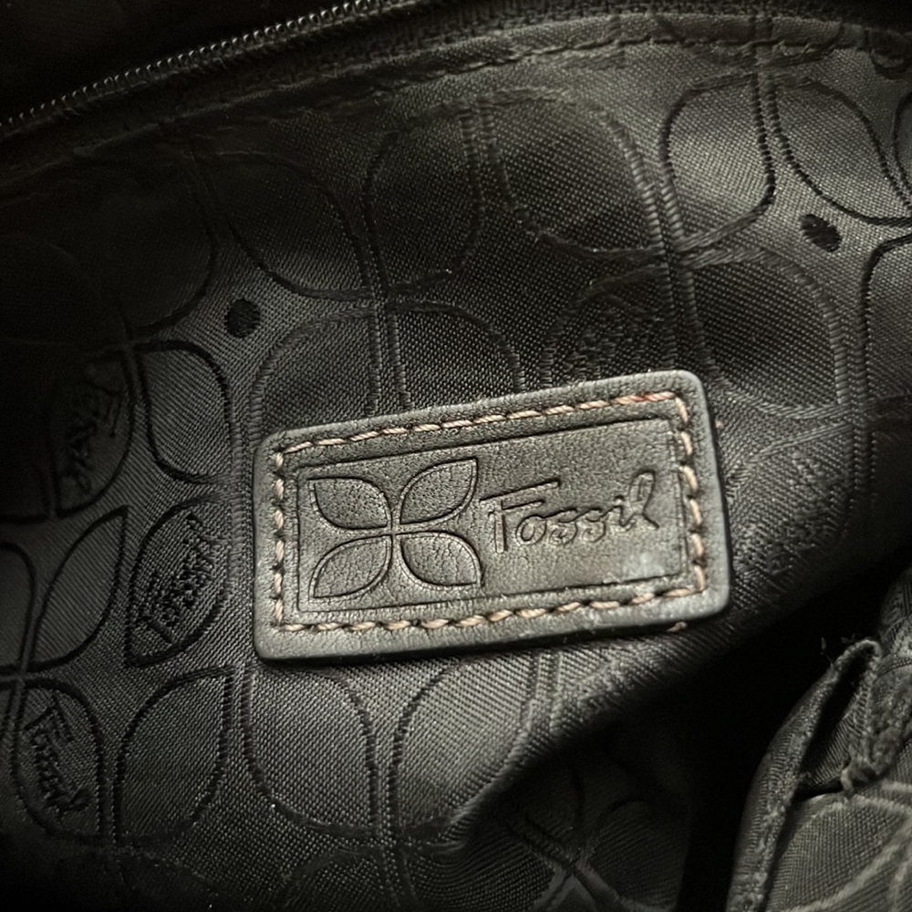 Fossil Multi-Functional Genuine Leather Crossbody… - image 6